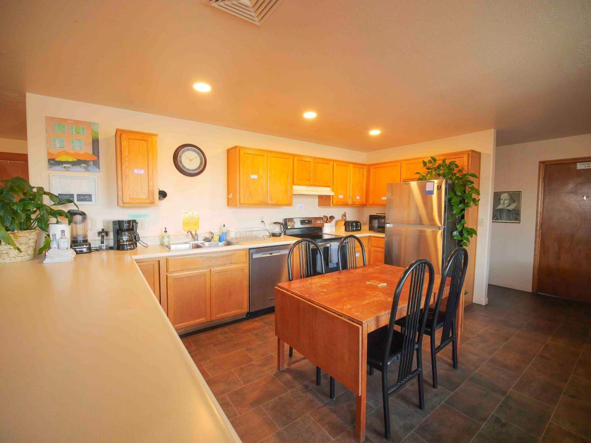 Ashland Commons Hostel Экстерьер фото