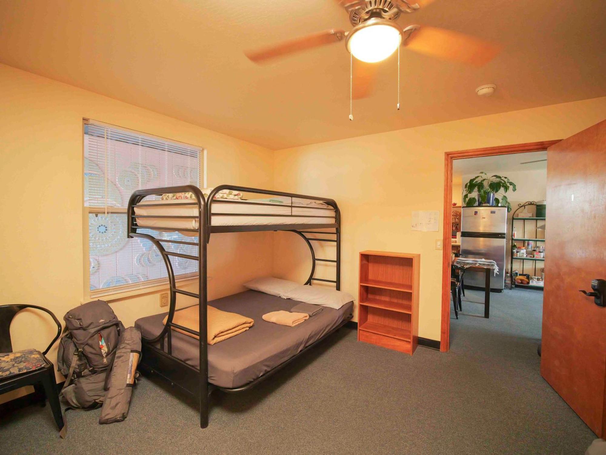 Ashland Commons Hostel Экстерьер фото