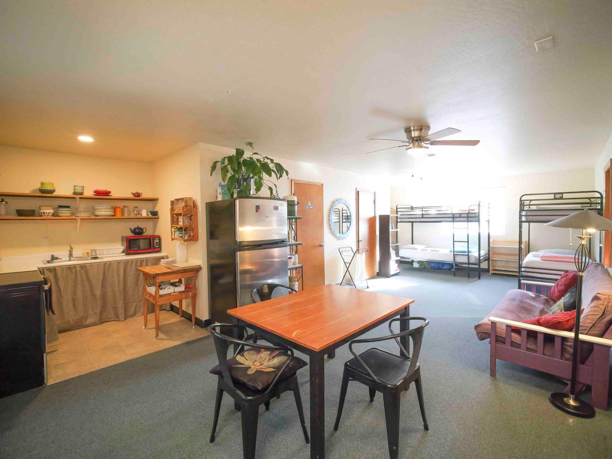 Ashland Commons Hostel Экстерьер фото